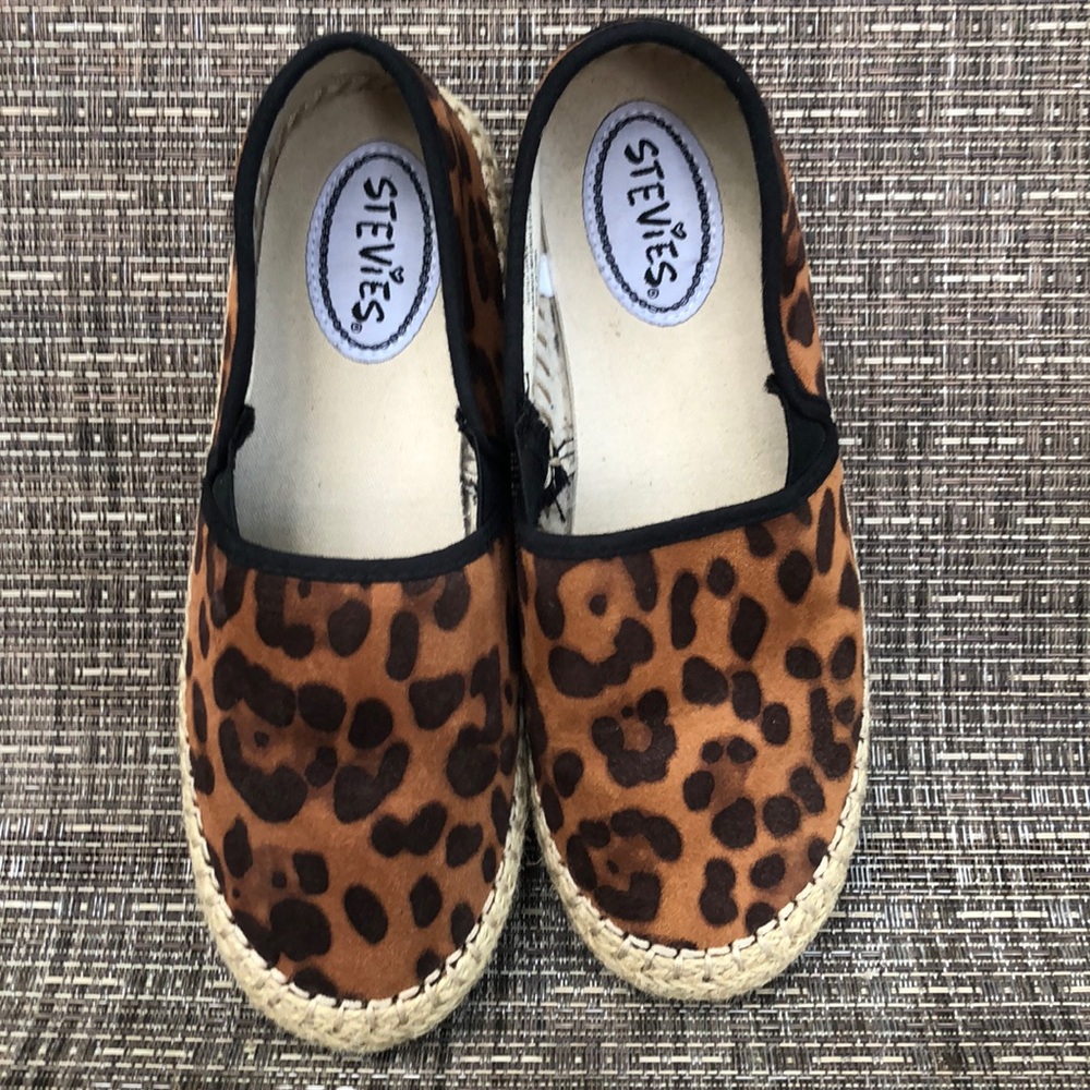 Stevies girls slip on animal print brown&tan shoes